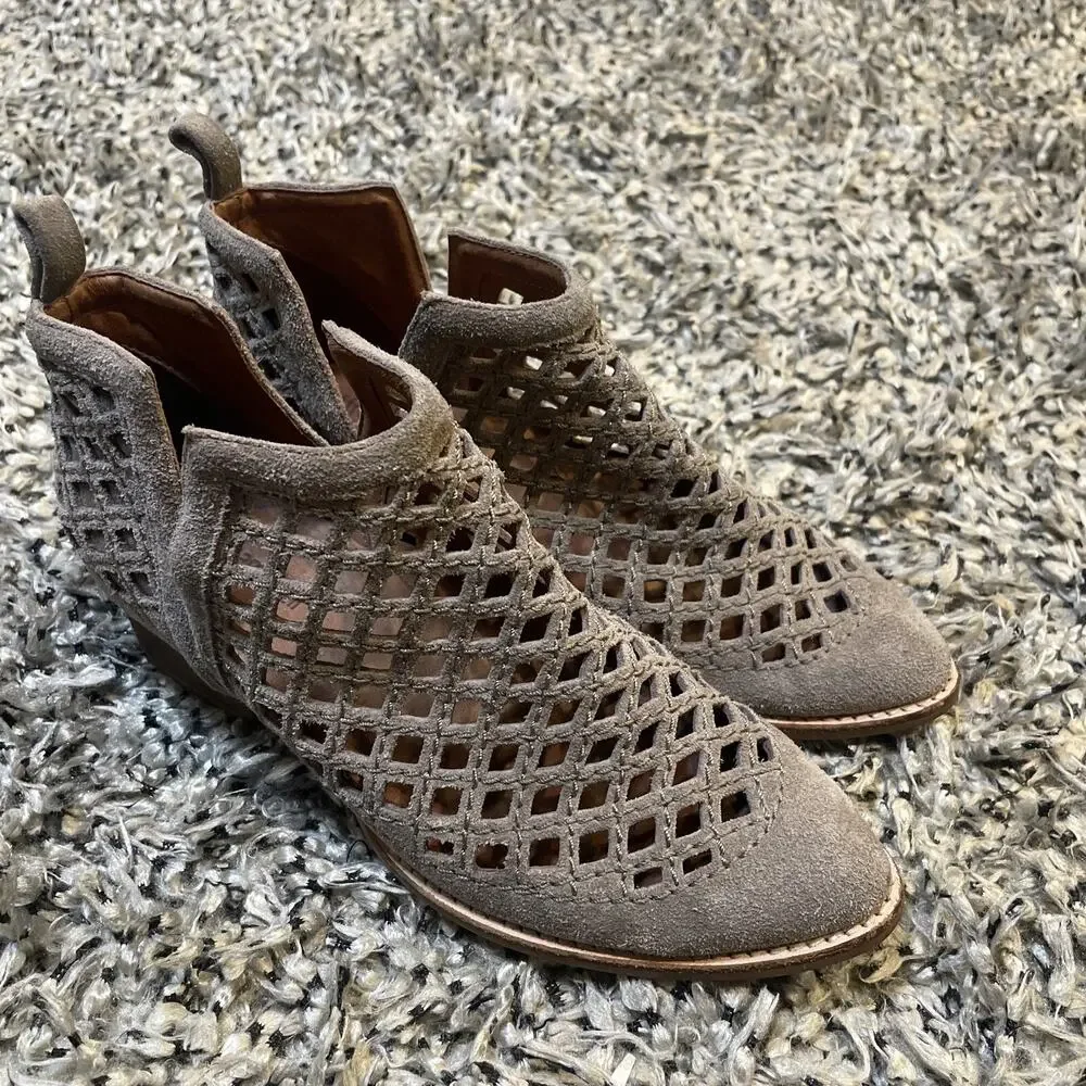 Jeffrey Campbell Taggart Brown Suede Leather Perforated Pointed Ankle Boot 6